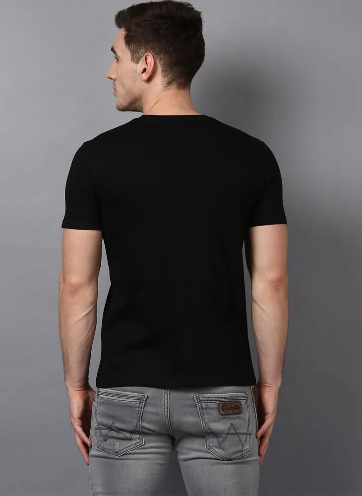 'BITCHES LOVE CAKE' Printed Basic T-shirt