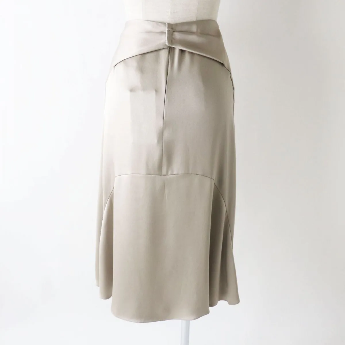 Fendi Women's Silk Skirt FQ7422 Greige