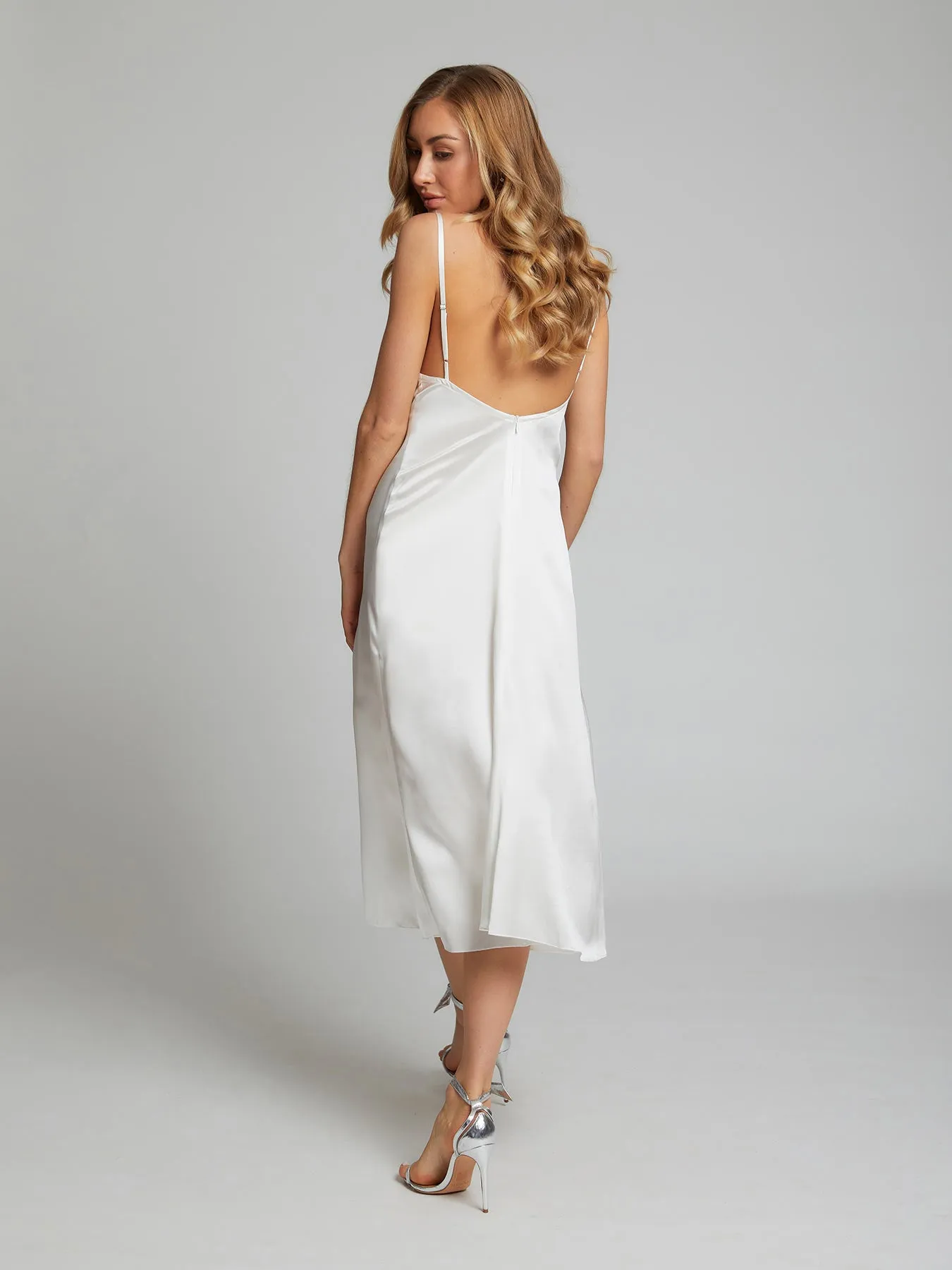 Selah silk dress in white